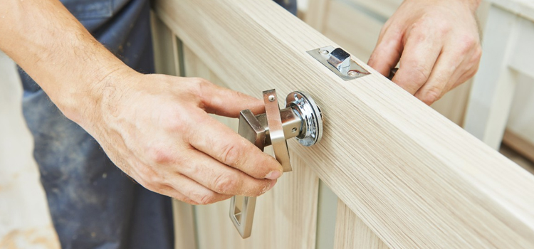 interior door repair Moorpark